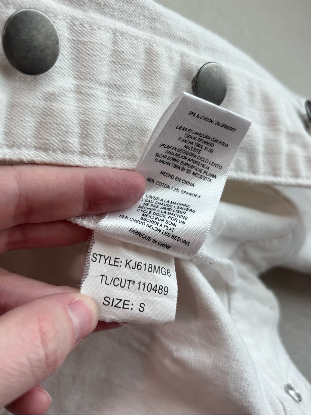 KUT from the Kloth White Cropped Denim Jean Jacket Women’s Size Small - Picture 6 of 7